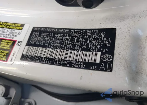 2010 Toyota Matrix z USA, uszkodzony, nr VIN 2T1KU4EE6AC325638